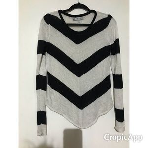 Small jennifer Lopez sweater top